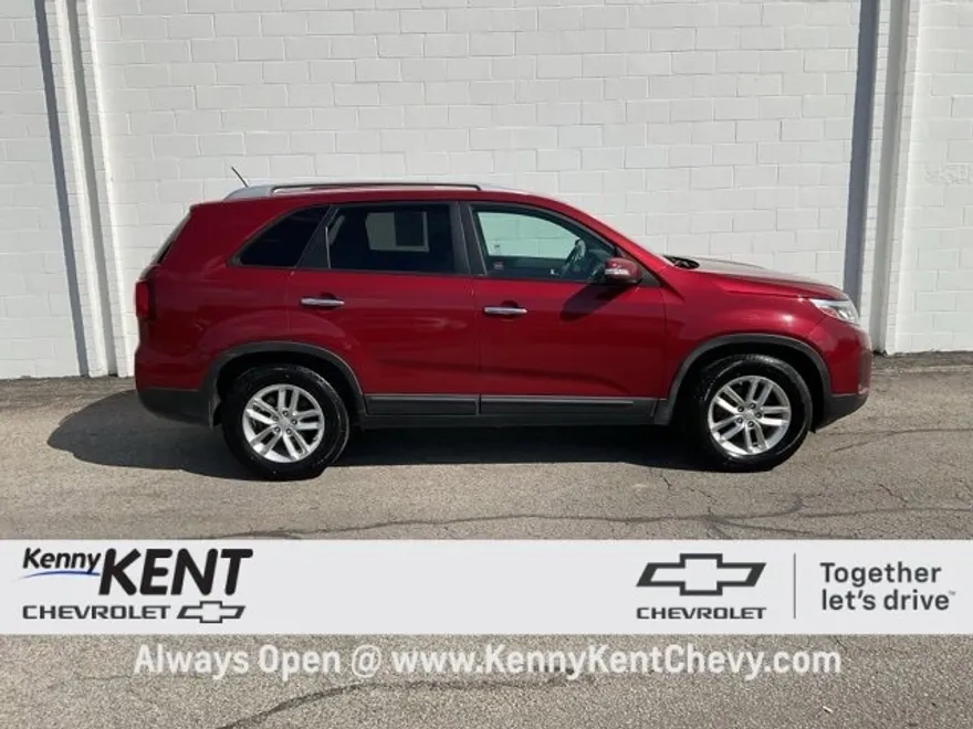 2014 Kia Sorento LX photo 1