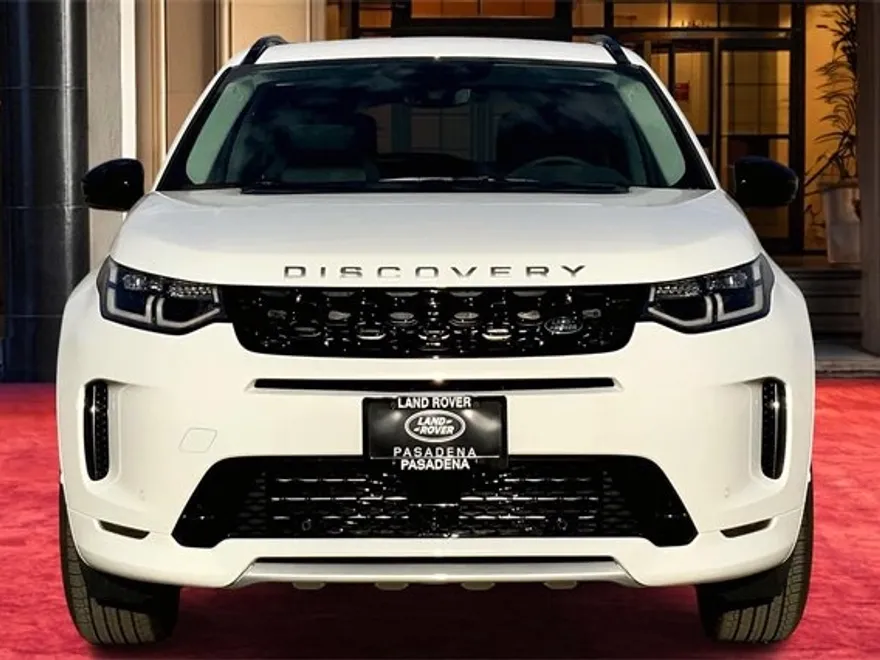 2025 Land Rover Discovery Sport S photo 1