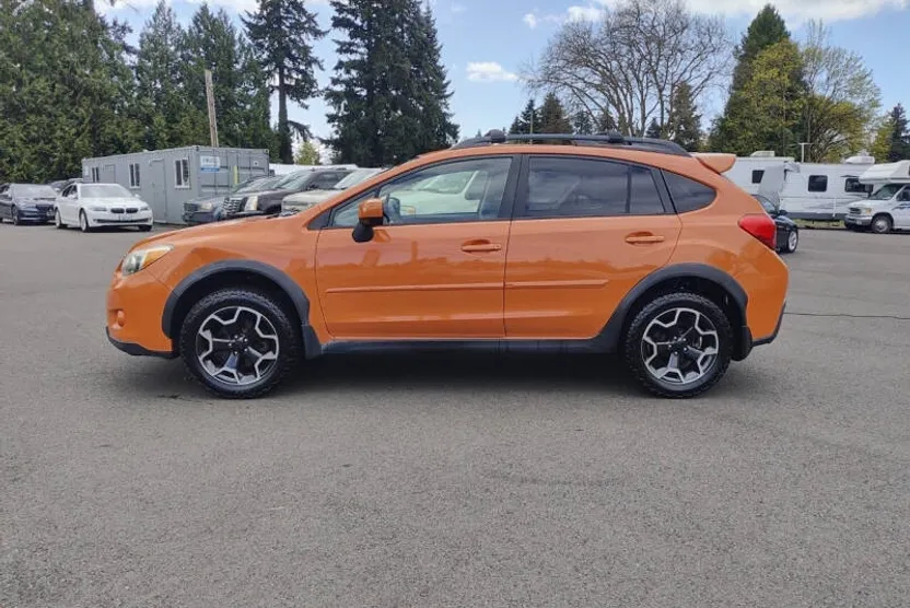 2013 Subaru Crosstrek 2.0i Premium photo 1