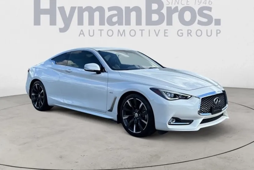 2017 Infiniti Q60 3.0t Premium photo 1
