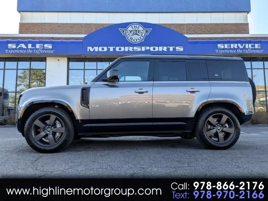 2023 Land Rover Defender 110 X-Dynamic SE photo 1