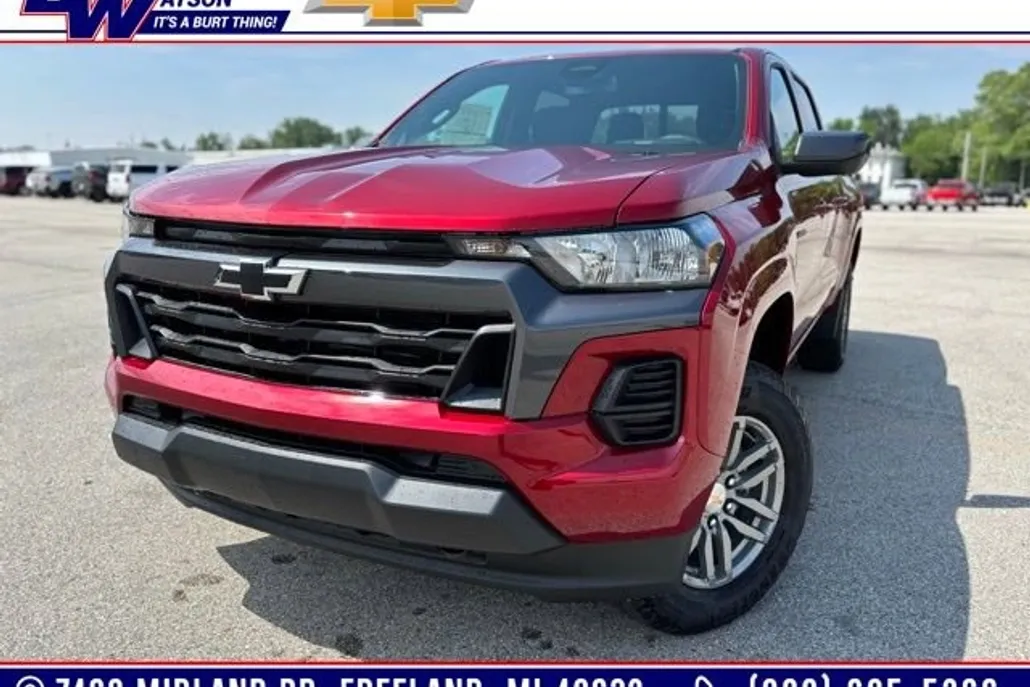2025 Chevrolet Colorado Work Truck LT photo 1