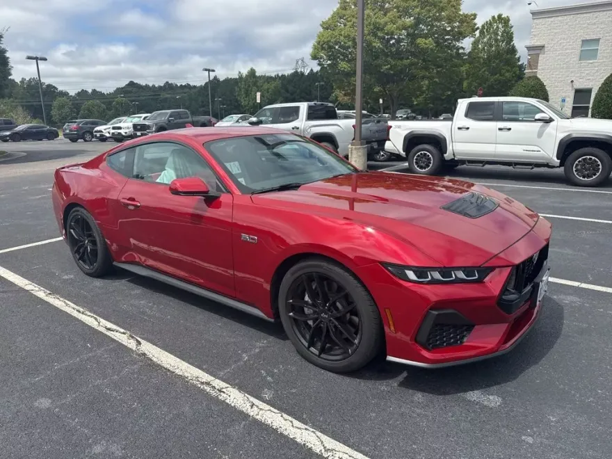 2024 Ford Mustang GT Premium photo 1