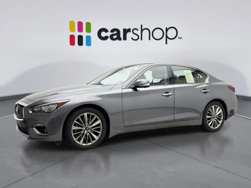 2022 Infiniti Q50 LUXE photo 1