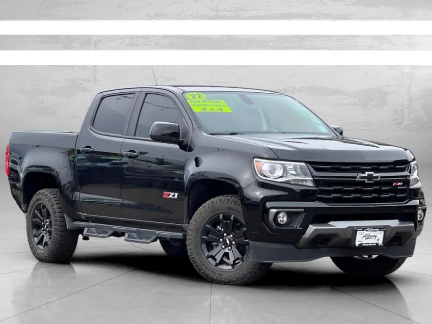 2022 Chevrolet Colorado Z71 photo 1