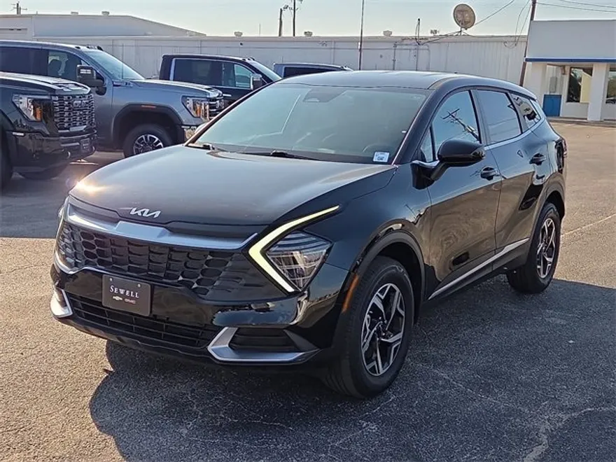 2024 Kia Sportage LX photo 1