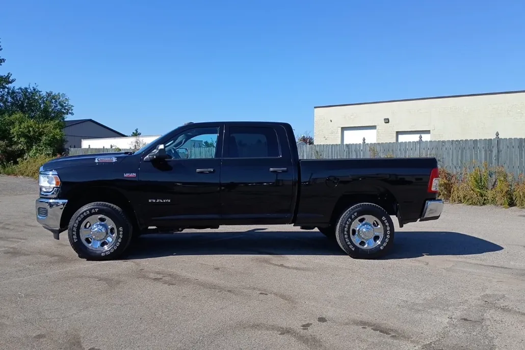 2022 Ram 2500 Tradesman photo 1