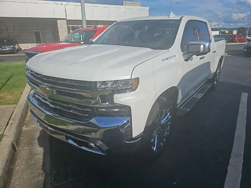 2020 Chevrolet Silverado 1500 LTZ photo 1