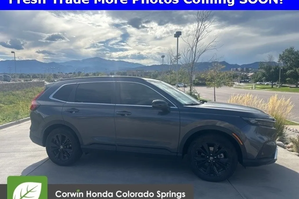 2024 Honda CR-V Hybrid Sport Touring photo 1