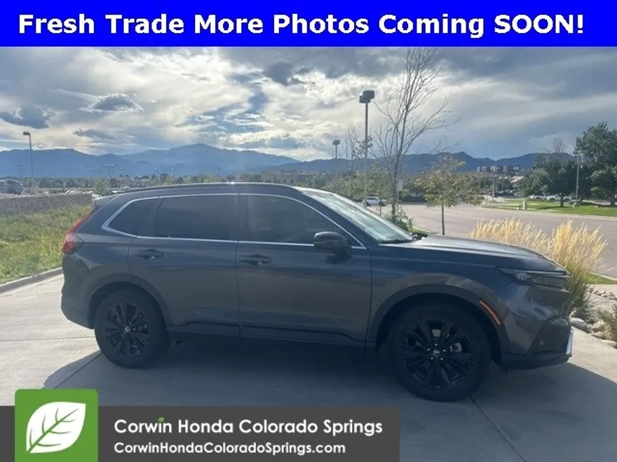 2024 Honda CR-V Hybrid Sport Touring photo 1