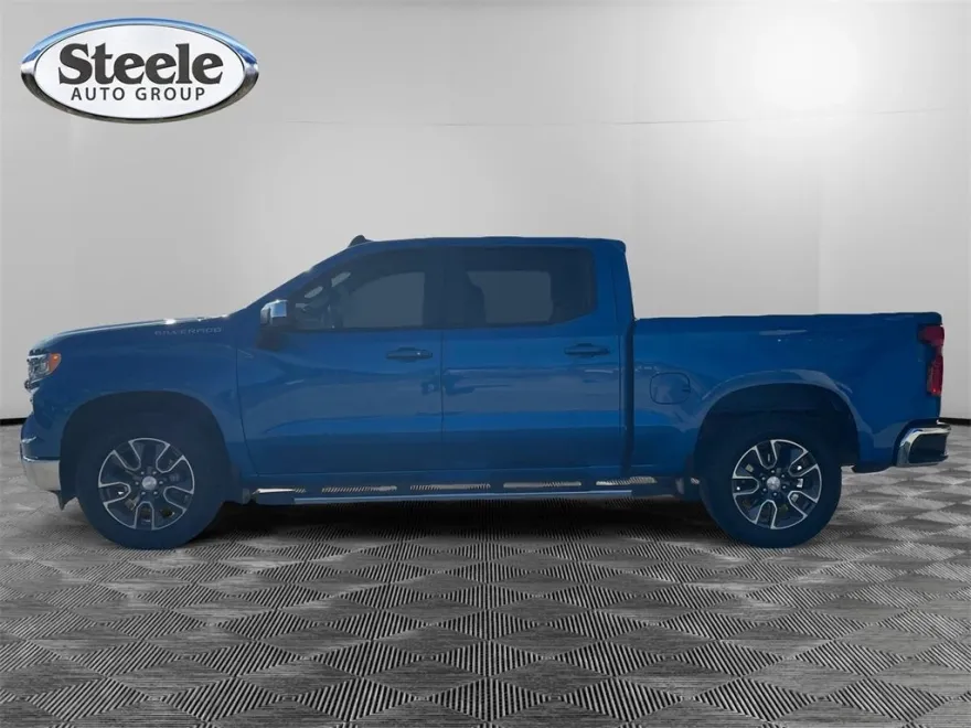 2023 Chevrolet Silverado 1500 LT photo 1
