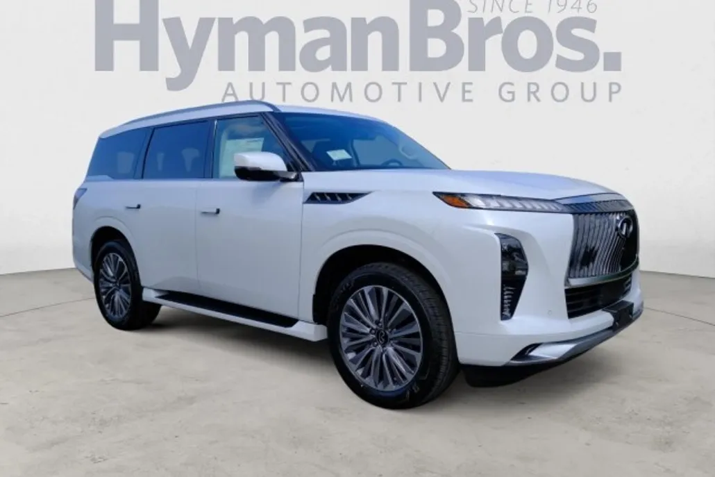 2025 Infiniti QX80 Luxe photo 1