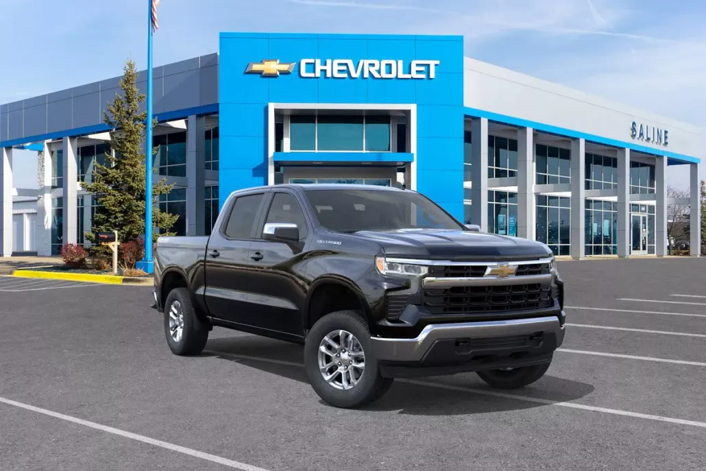 2026 Chevrolet Silverado photo 1