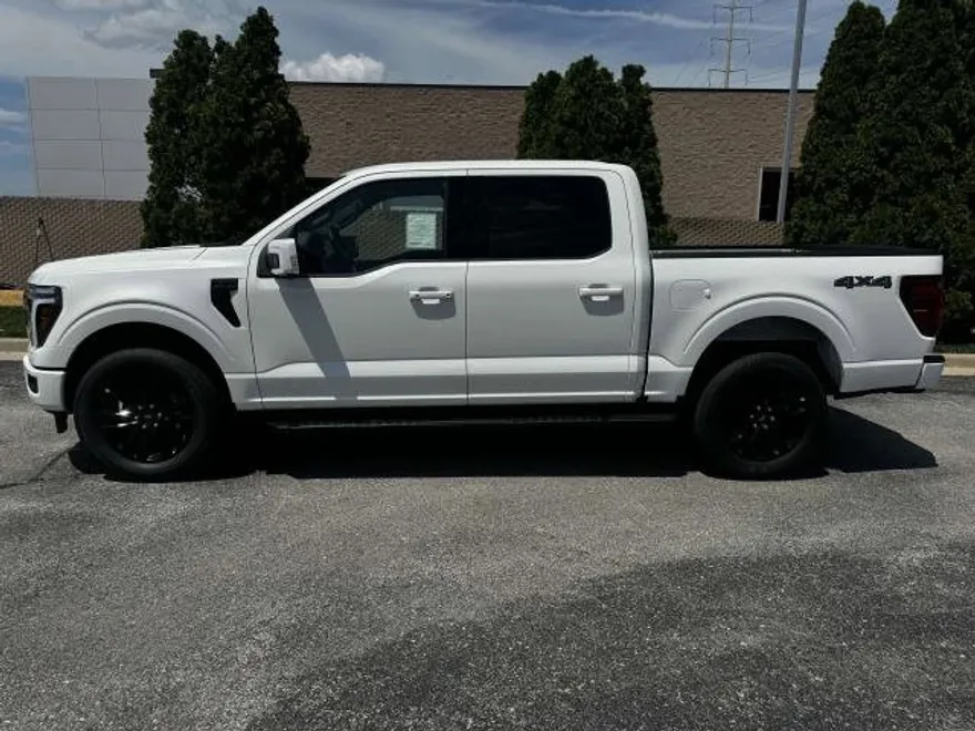 2025 Ford F-150 Lariat photo 1