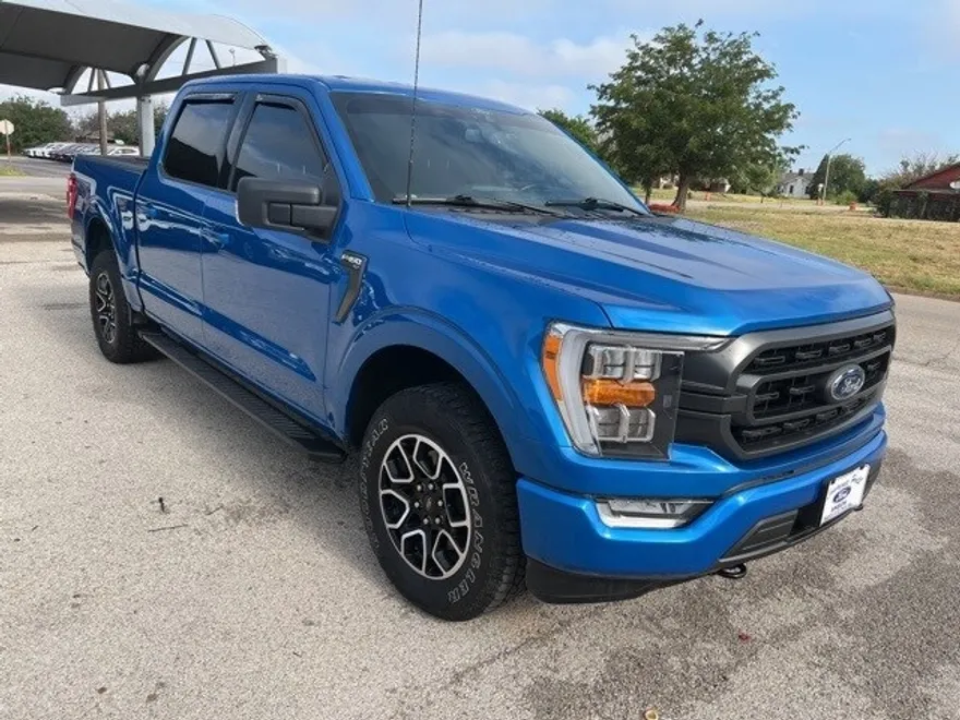 2021 Ford F-150 XLT photo 1