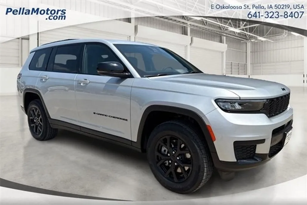 2025 Jeep Grand Cherokee Altitude photo 1