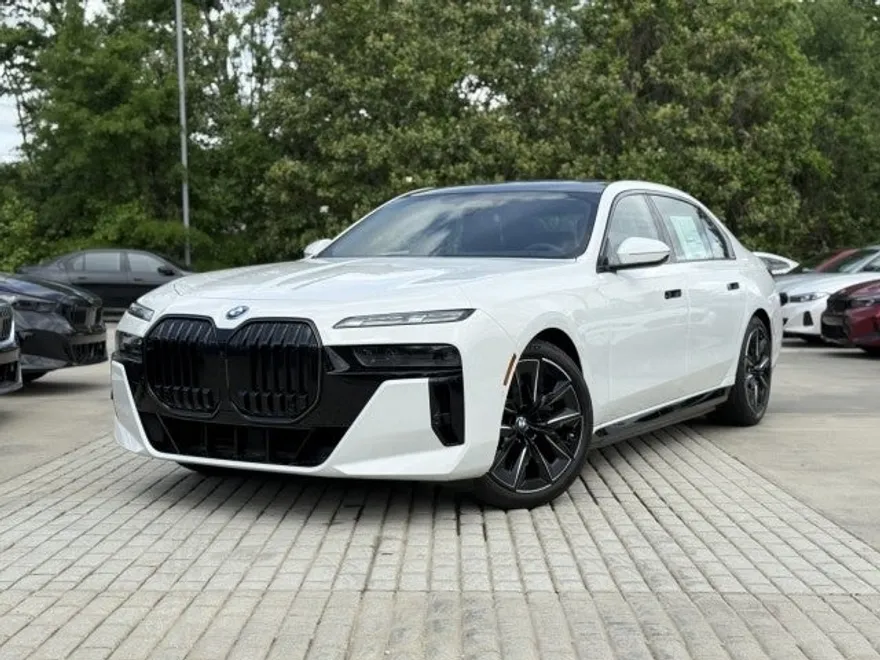2025 Bmw i7 xDrive60 photo 1
