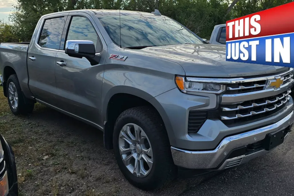 2024 Chevrolet Silverado 1500 LTZ photo 1