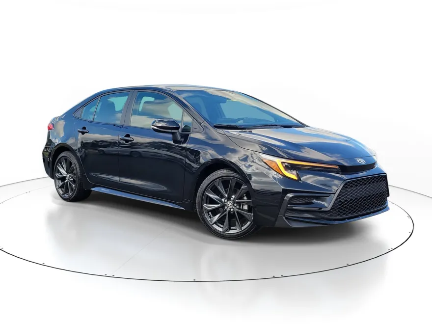 2024 Toyota Corolla SE photo 1