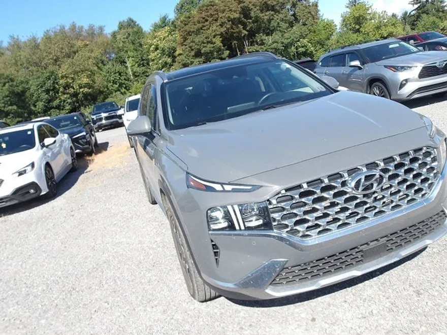 2023 Hyundai Santa Fe Limited photo 1