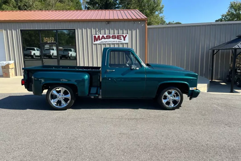 1984 Gmc C/K Pickup photo 1