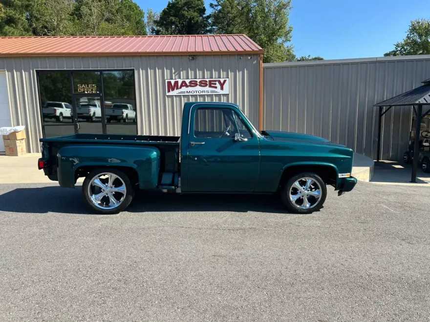 1984 Gmc C/K Pickup photo 1