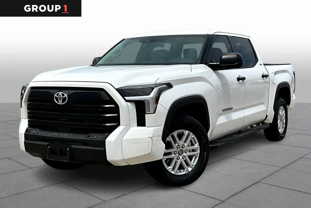 2022 Toyota Tundra SR5 photo 1