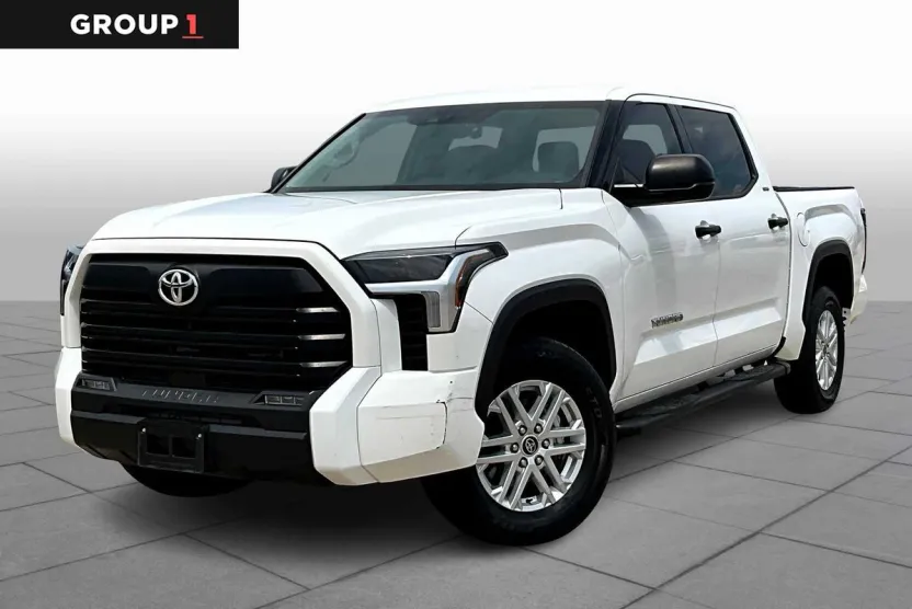 2022 Toyota Tundra SR5 photo 1