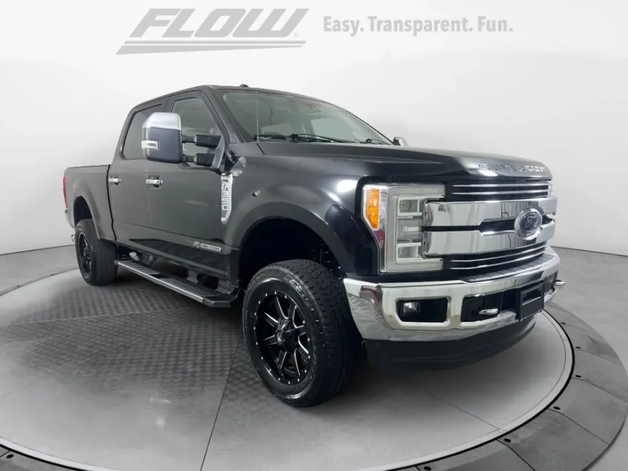 2018 Ford F-350 Lariat photo 1