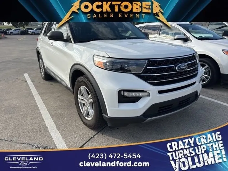 2020 Ford Explorer XLT photo 1