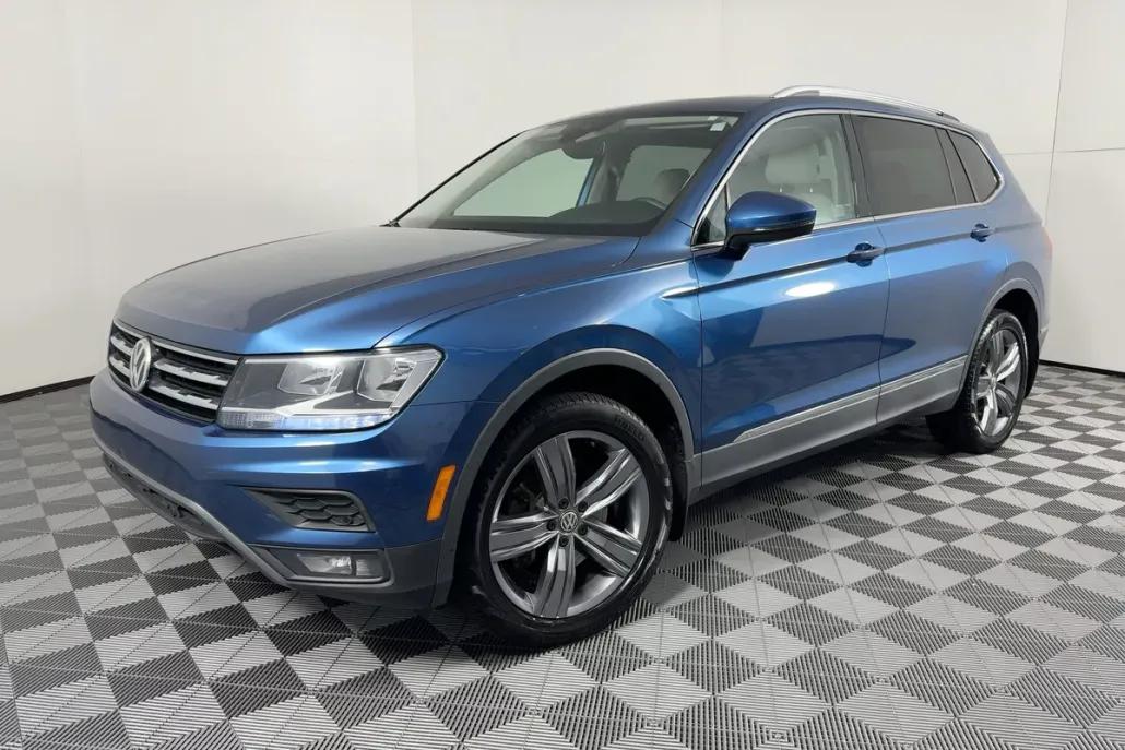 2020 Volkswagen Tiguan SEL photo 1