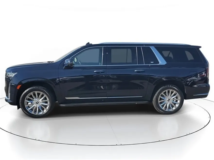 2022 Cadillac Escalade ESV Premium Luxury photo 1