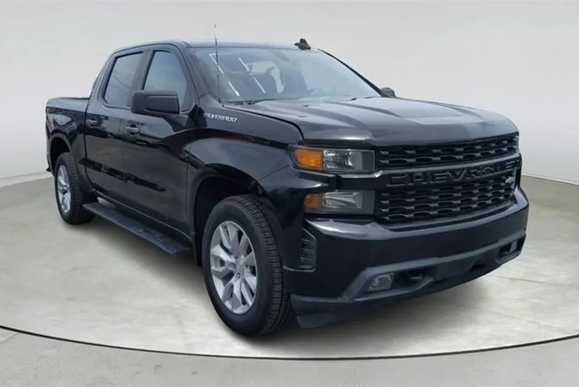 2021 Chevrolet Silverado 1500 Custom photo 1
