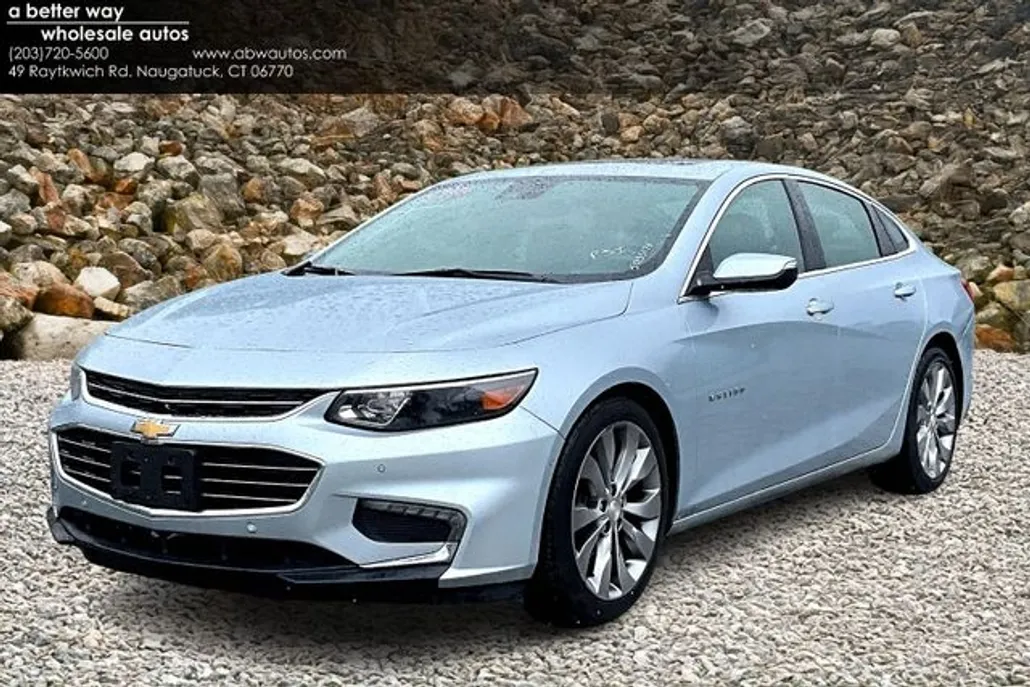 2017 Chevrolet Malibu Premier photo 1