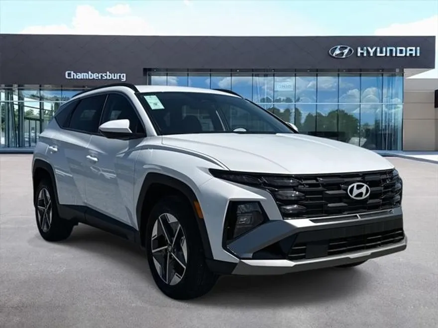 2025 Hyundai Tucson SEL photo 1