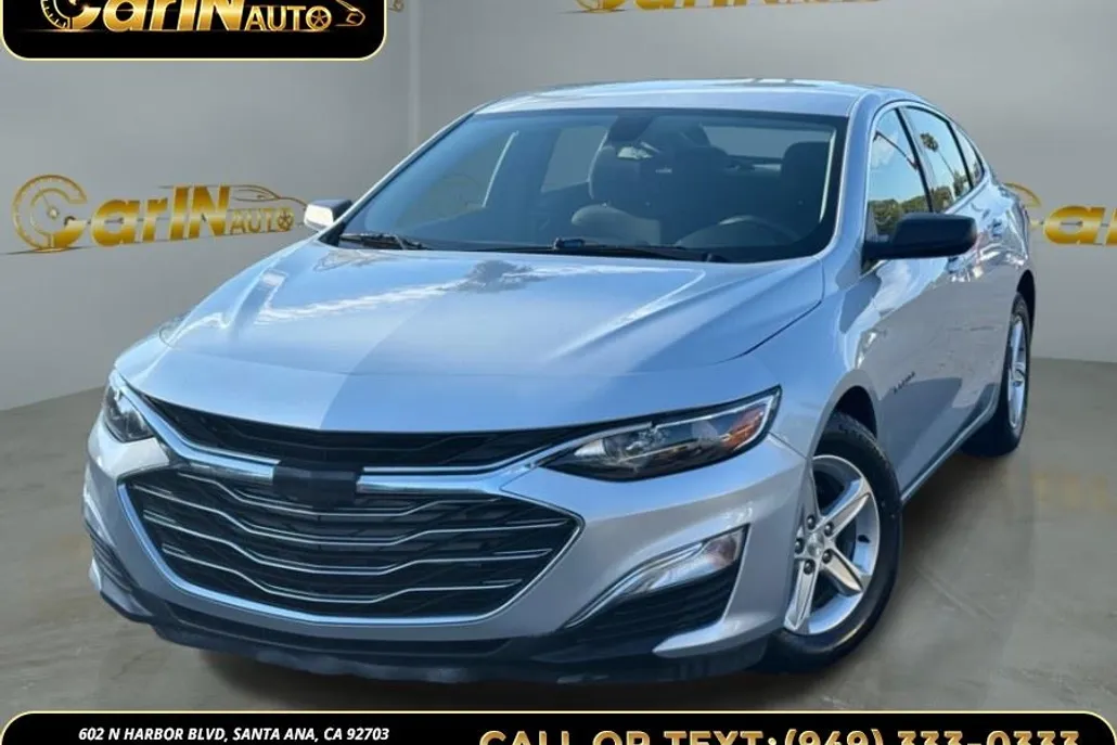 2020 Chevrolet Malibu photo 1