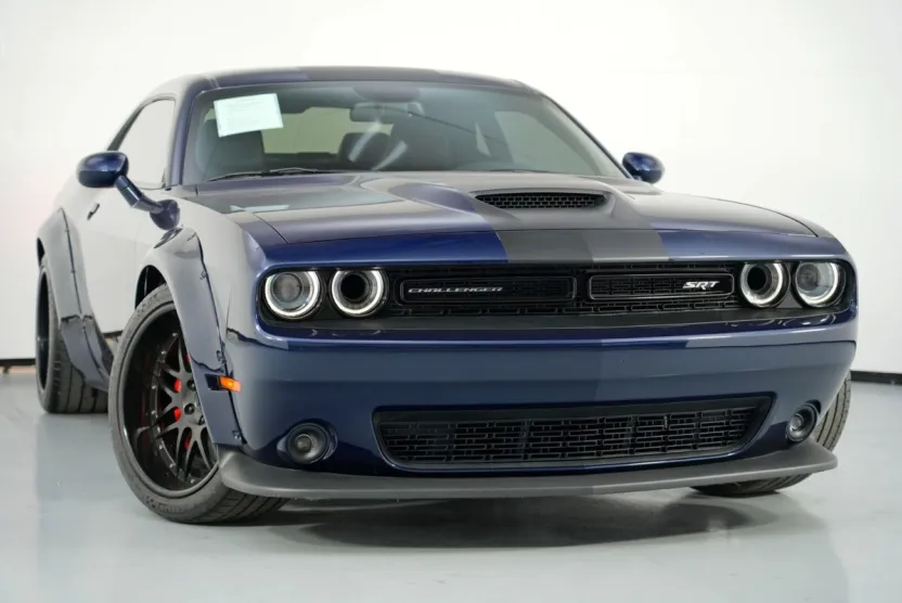2016 Dodge Challenger SRT8 392 photo 1