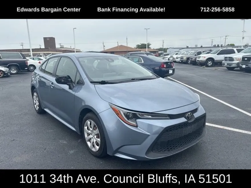 2020 Toyota Corolla LE photo 1