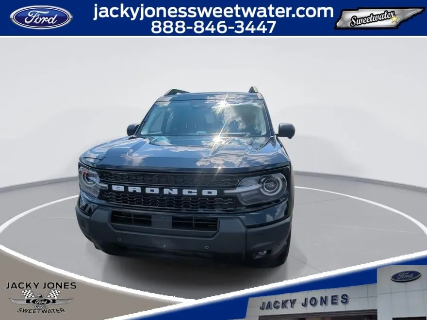 2025 Ford Bronco Outer Banks photo 1