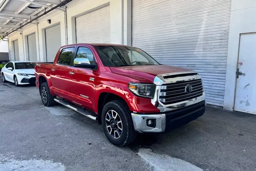2020 Toyota Tundra Limited Grade photo 1
