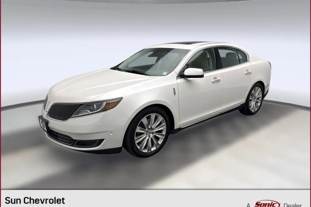 2014 Lincoln MKS EcoBoost photo 1