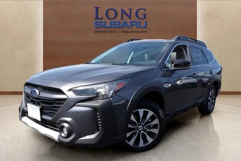 2025 Subaru Outback Touring photo 1
