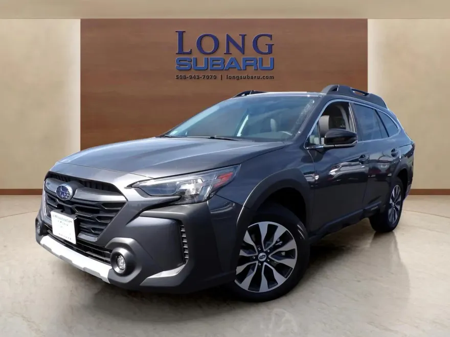 2025 Subaru Outback Touring photo 1