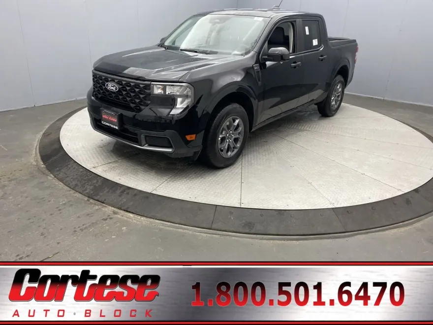 2025 Ford Maverick XLT photo 1