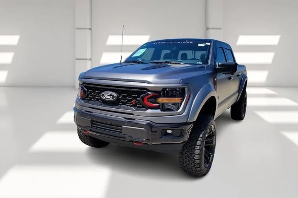 2024 Ford F-150 XLT photo 1