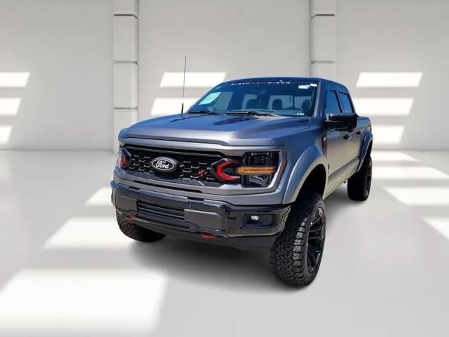 2024 Ford F-150 XLT photo 1
