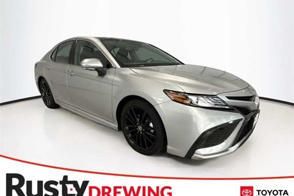 2023 Toyota Camry XSE photo 1
