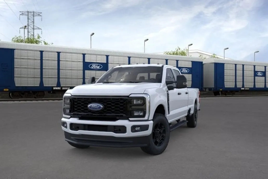 2026 Ford F-250 photo 1