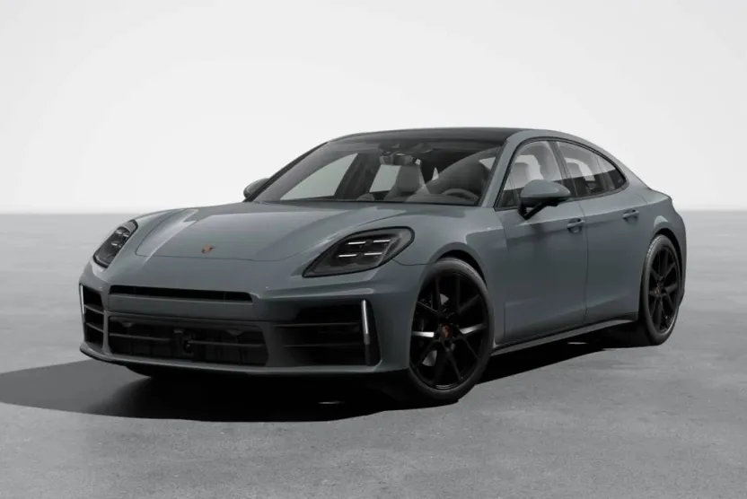 2026 Porsche Panamera 4 photo 1