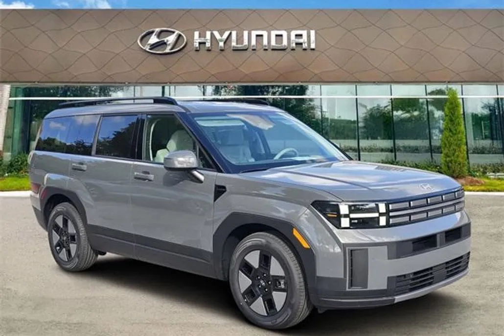 2026 Hyundai Santa Fe SEL photo 1